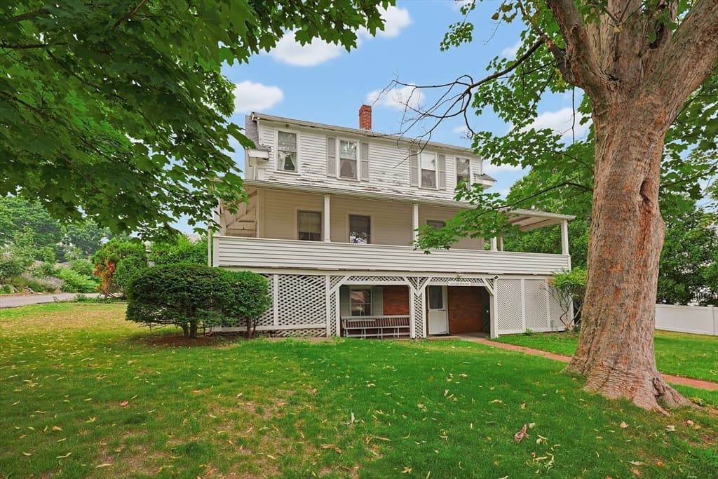42 Flash Rd, Nahant MA 01908 photo 3