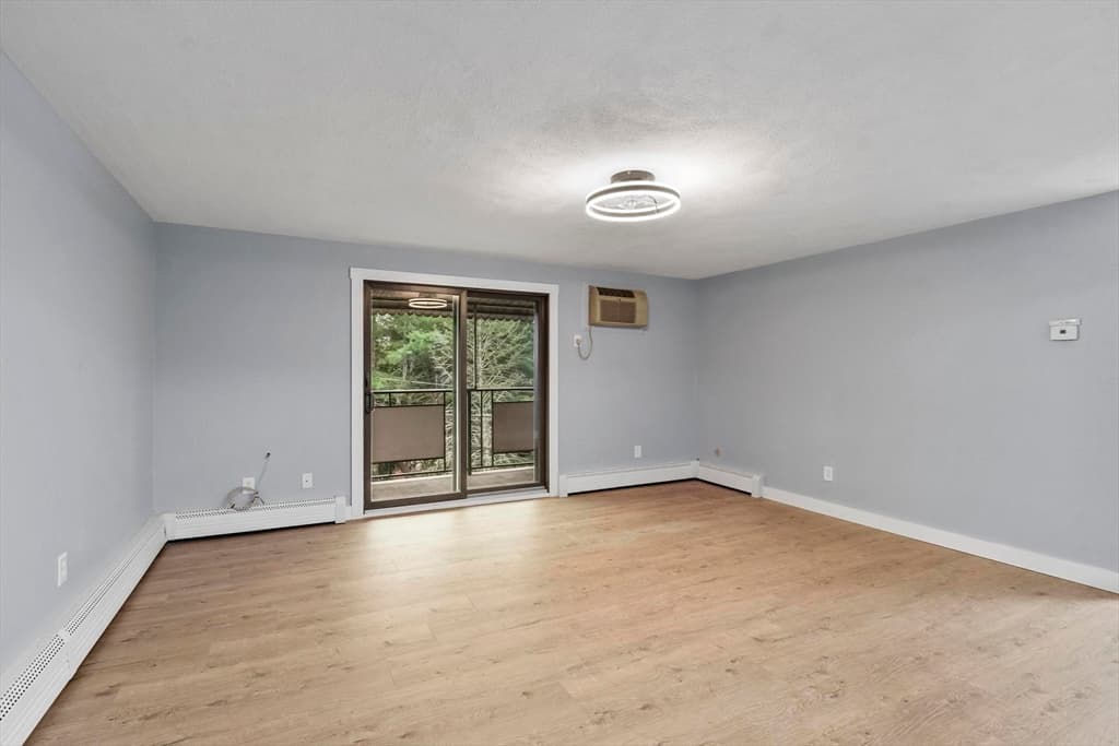 Condominium at 20 Colonial Drive # 10, Andover MA 01810, Andover, photo 13 of 30