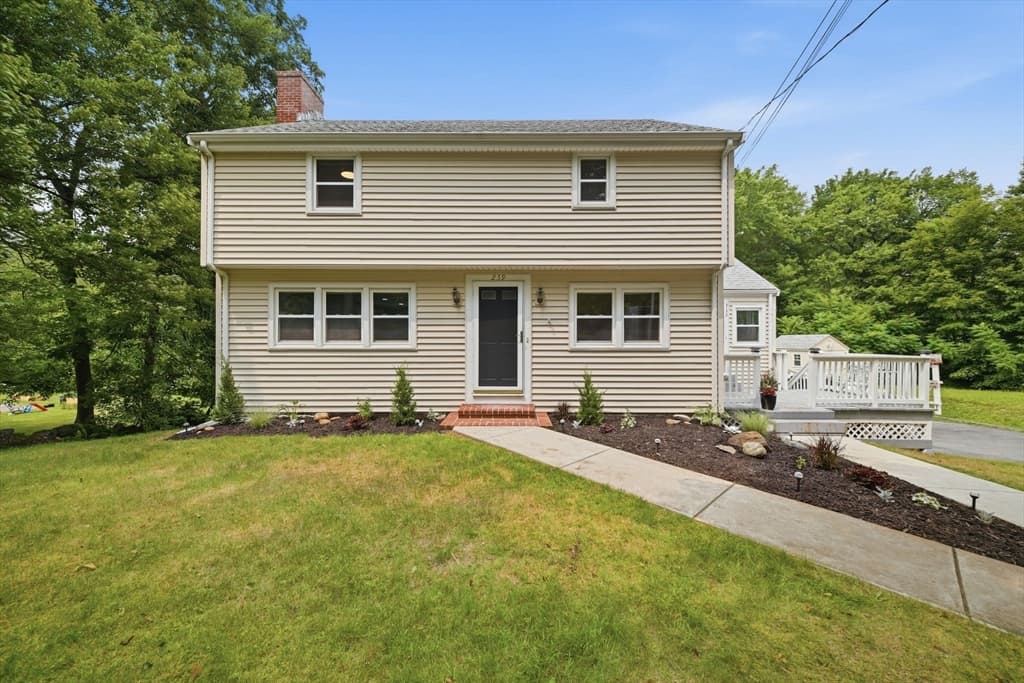 239 W Main St, Westborough MA 01581
