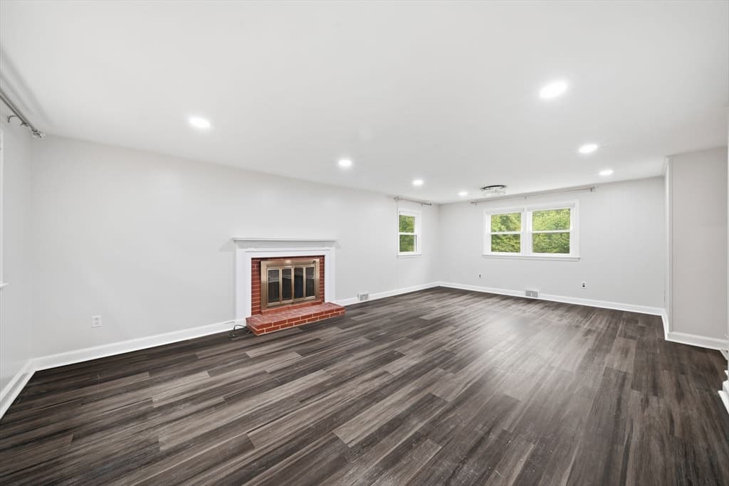 239 W Main St, Westborough MA 01581 photo 8