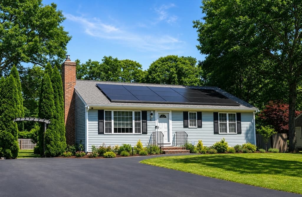 81 Aunt Sophie's, Brewster MA 02631