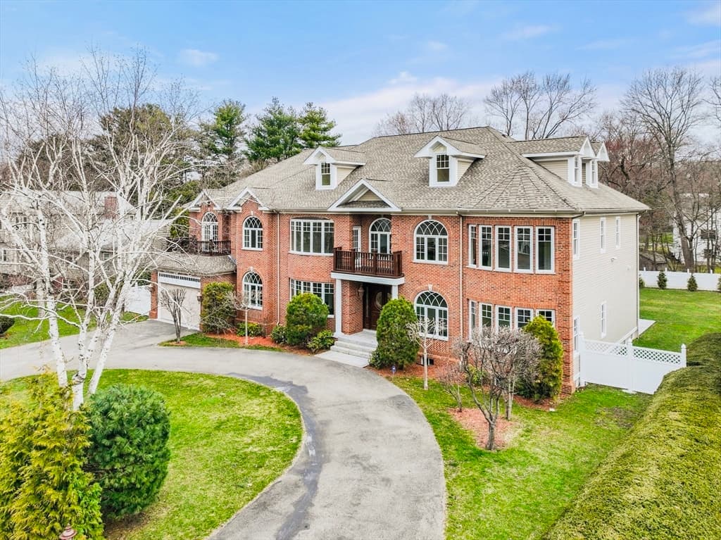 75 Woodfall Rd, Belmont MA 02478