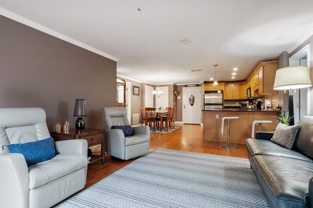 558 E Merrimack St # 34, Lowell MA 01852 photo 14
