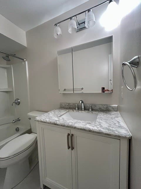1711 Windsor # 1711, Framingham MA 01701 photo 10