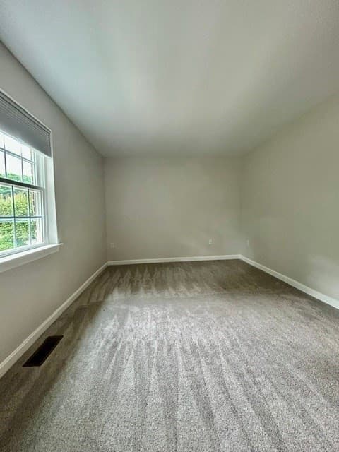 1711 Windsor # 1711, Framingham MA 01701 photo 15