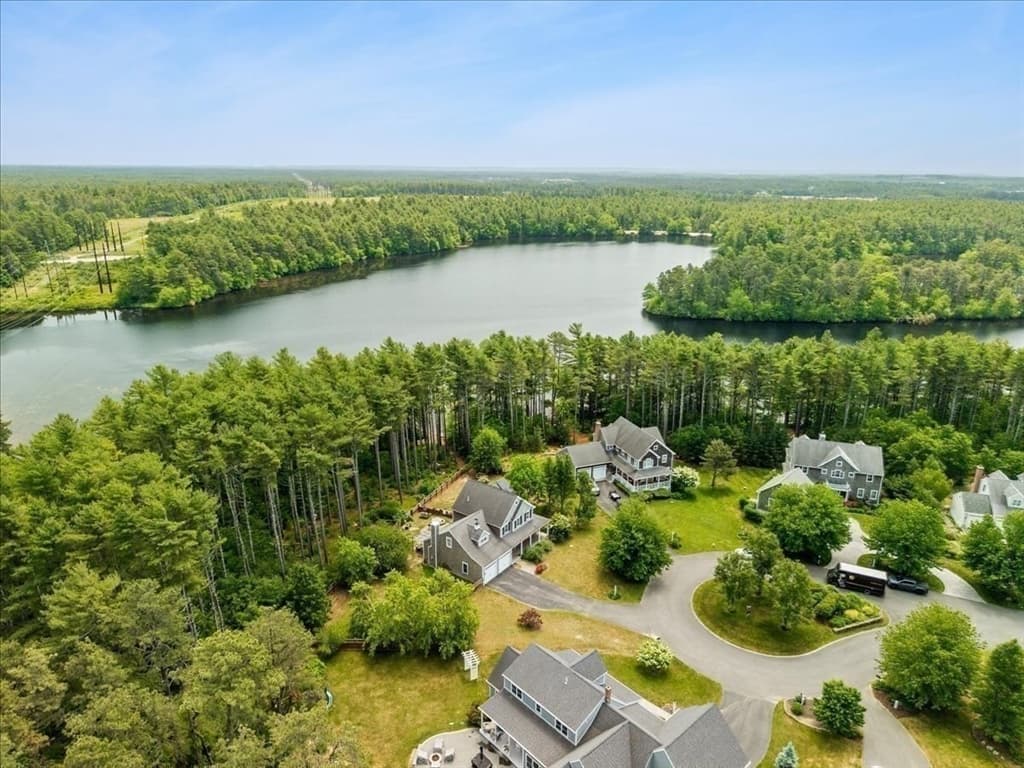 22 Red Pine Ln, Wareham MA 02571 photo 3