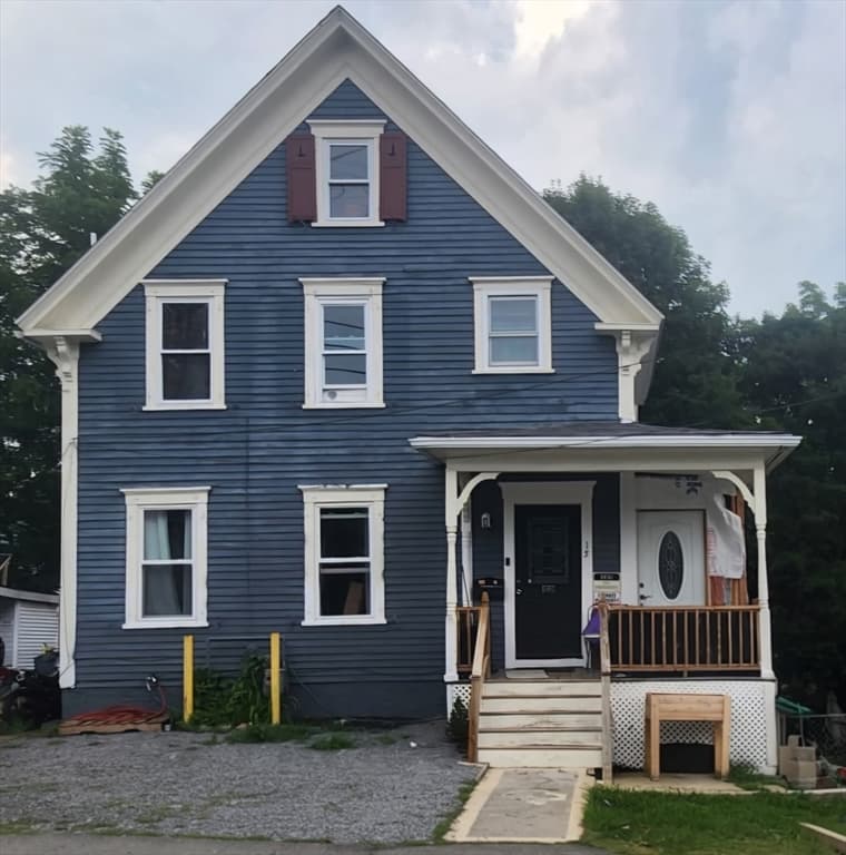 15 Wright St, Gardner MA 01440