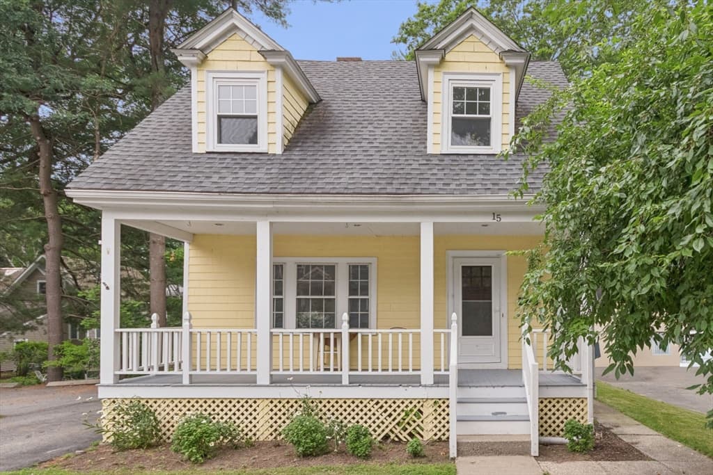 15 Woodbine Ter, Newton MA 02466