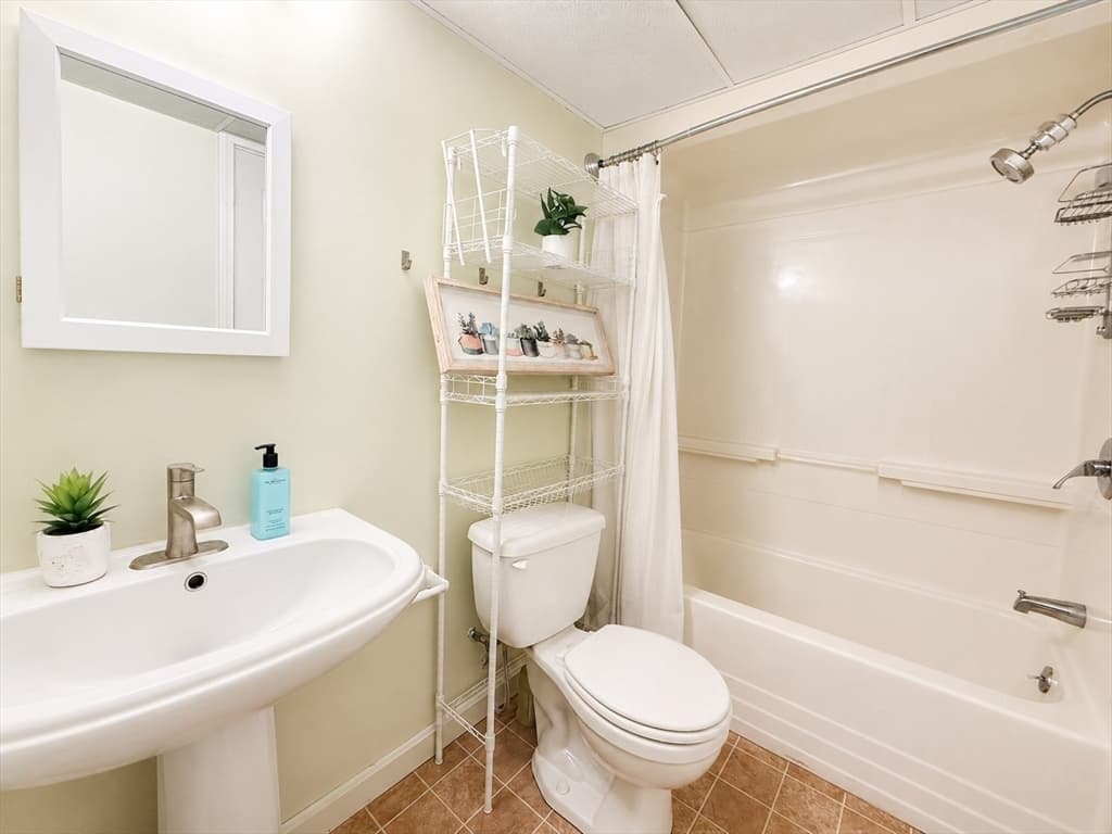 15 Woodbine Ter, Newton MA 02466 photo 15