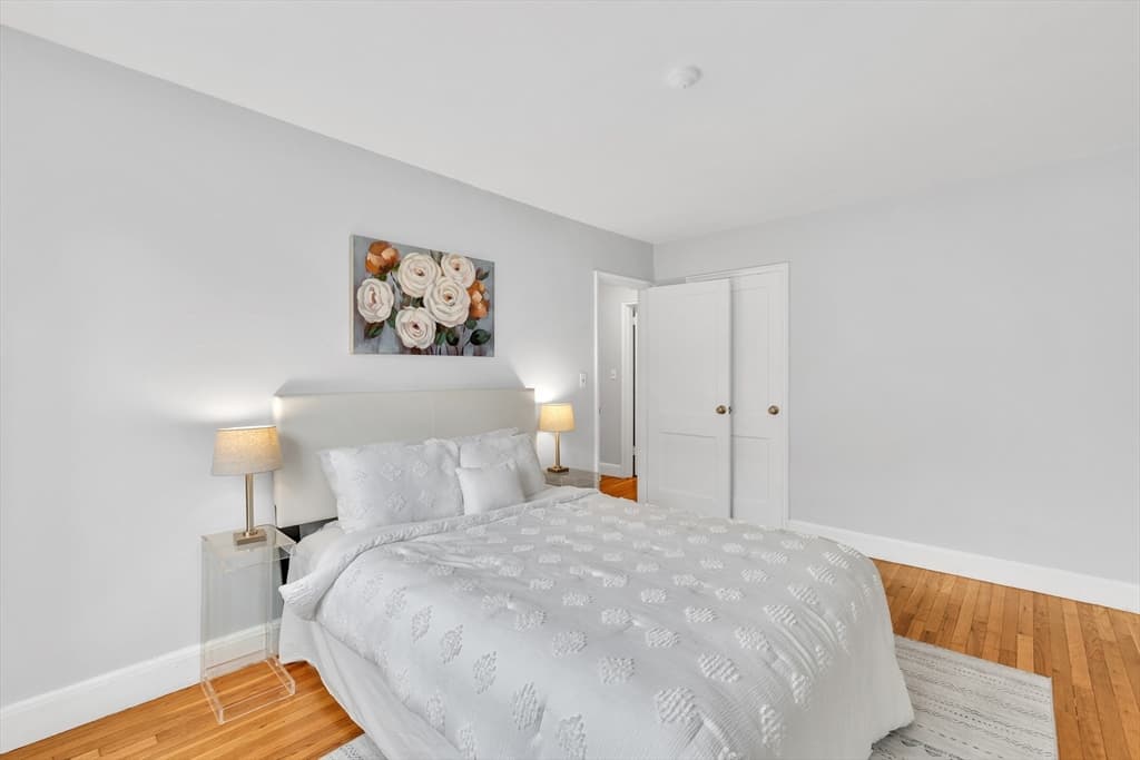 21 Englewood Ave # 2, Brookline MA 02445 photo 6