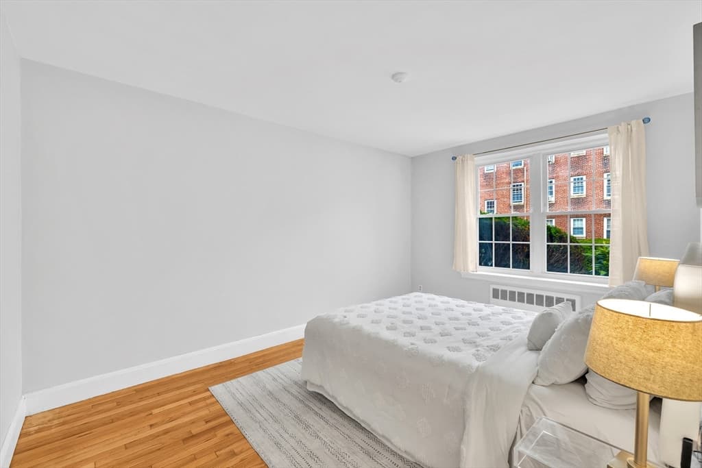 21 Englewood Ave # 2, Brookline MA 02445 photo 7