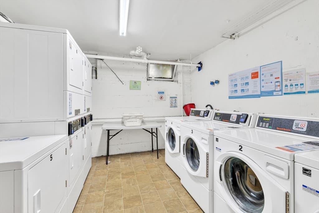 21 Englewood Ave # 2, Brookline MA 02445 photo 11