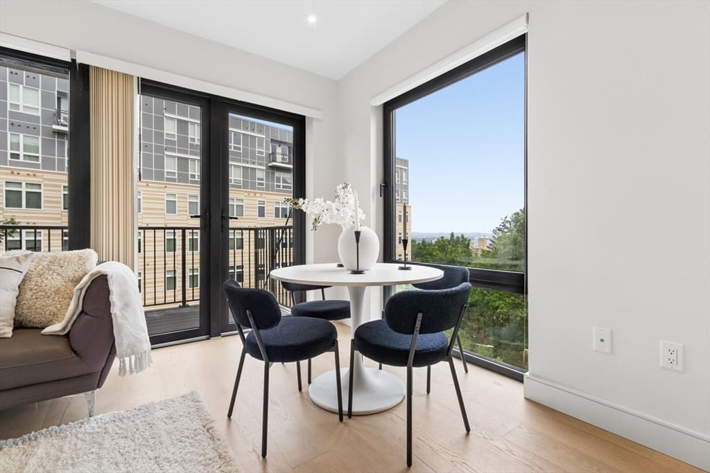 Condominium at 1 Nevins Hill Way # 405, Boston MA 02135, Boston, photo 5 of 25