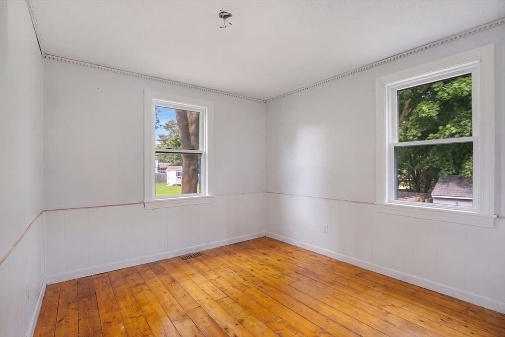 579 E Falmouth Hwy, Falmouth MA 02536 photo 7