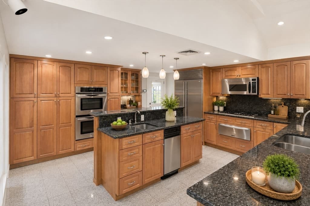 81 Brettwood Road, Belmont MA 02478 photo 9