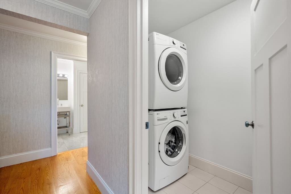 126 Walnut St # 126, Wellesley MA 02481 photo 16