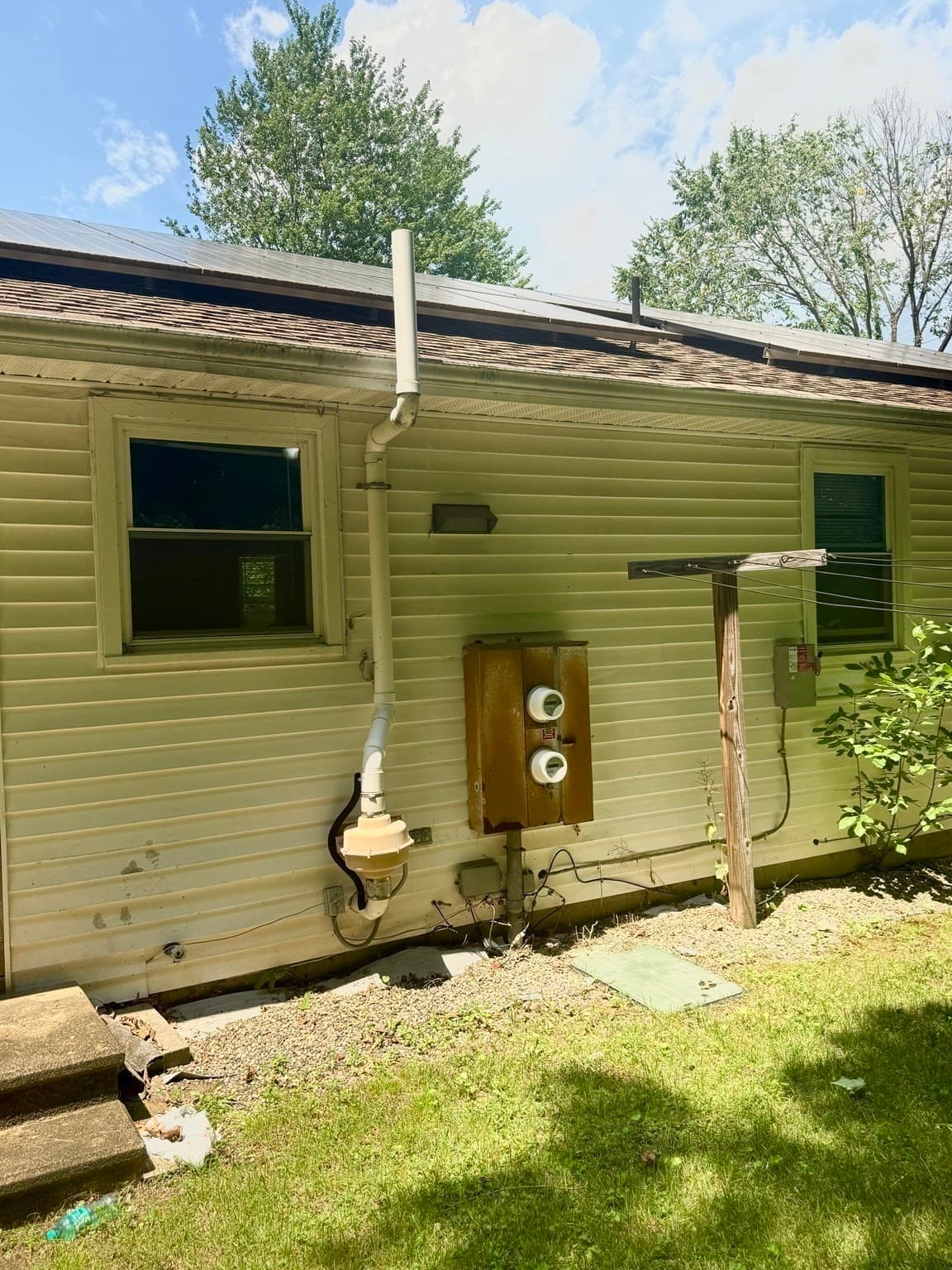 2 Family - 2 Units Side by Side at 579 Pulpit Hill Rd, Amherst MA 01002, Amherst, photo 27 of 29