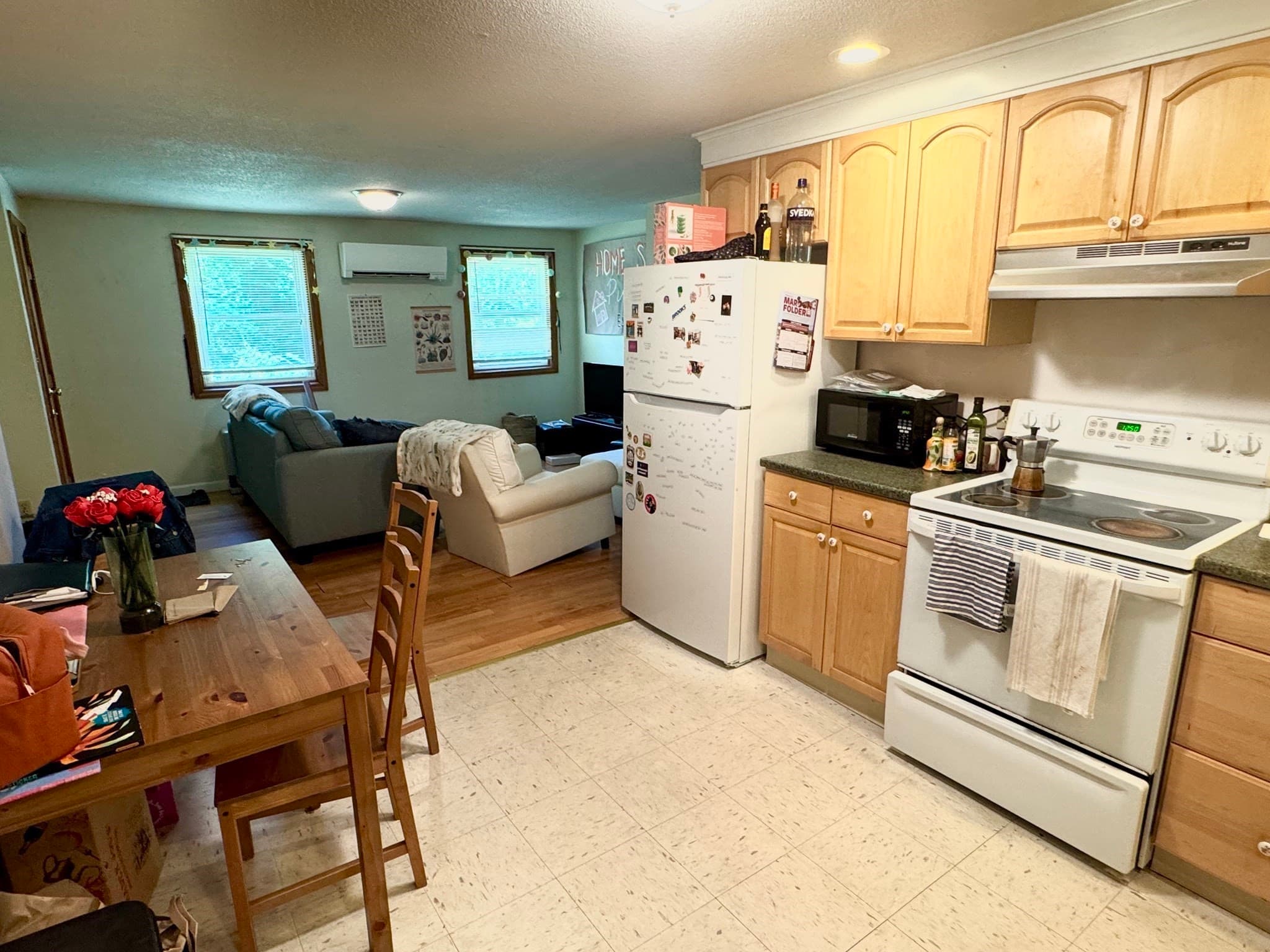 2 Family - 2 Units Side by Side at 579 Pulpit Hill Rd, Amherst MA 01002, Amherst, photo 5 of 29