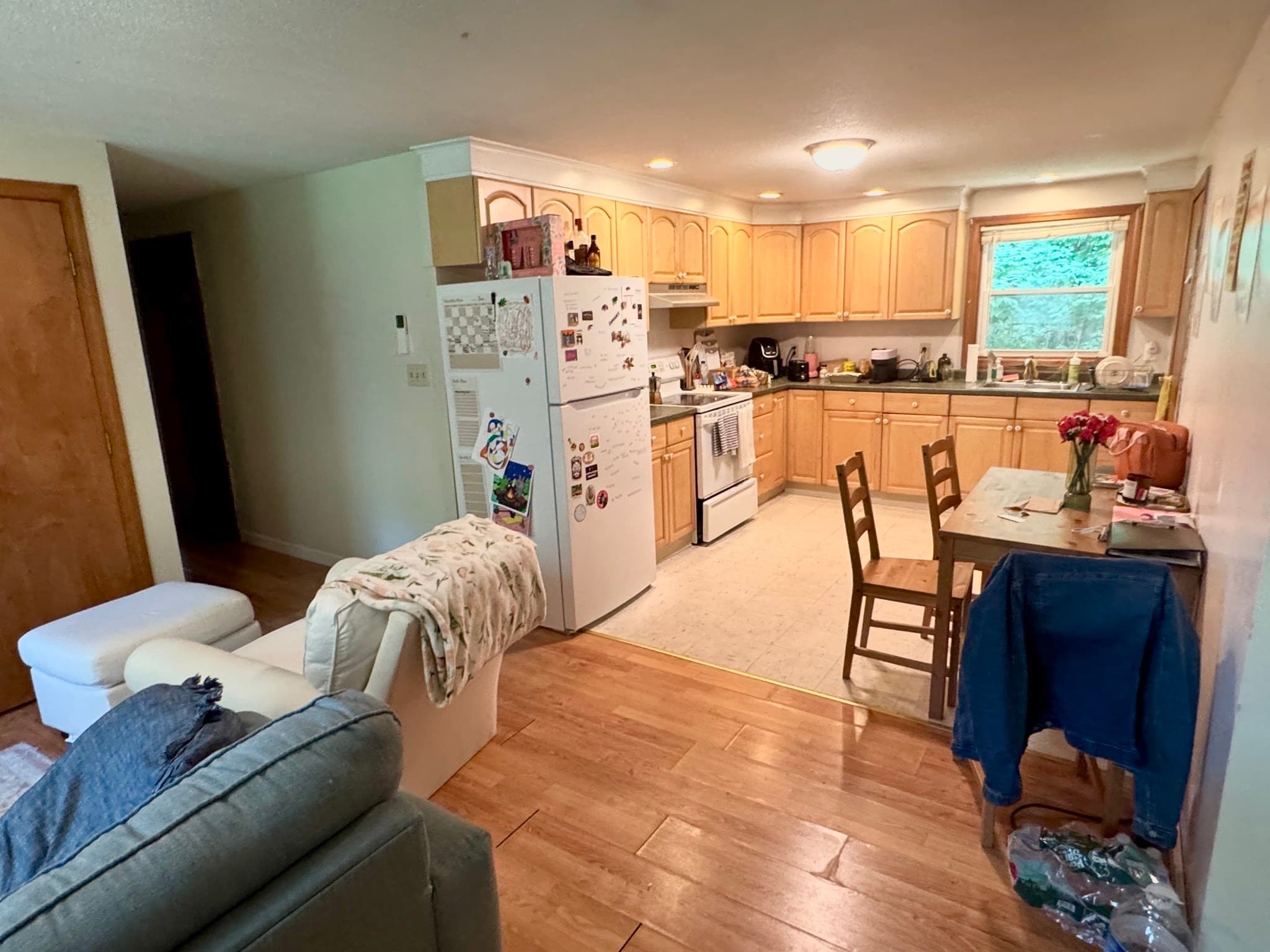 2 Family - 2 Units Side by Side at 579 Pulpit Hill Rd, Amherst MA 01002, Amherst, photo 4 of 29