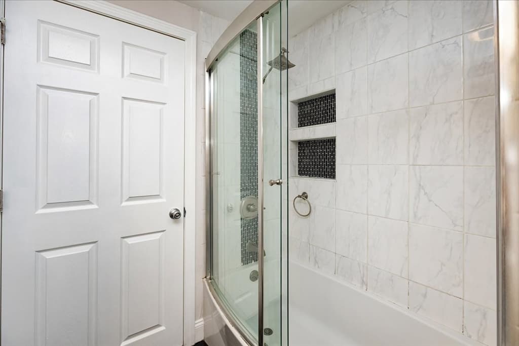 70 Glenwood Street, Lynn MA 01902 photo 23