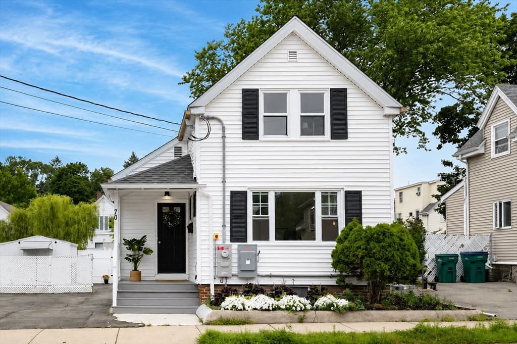 70 Glenwood Street, Lynn MA 01902