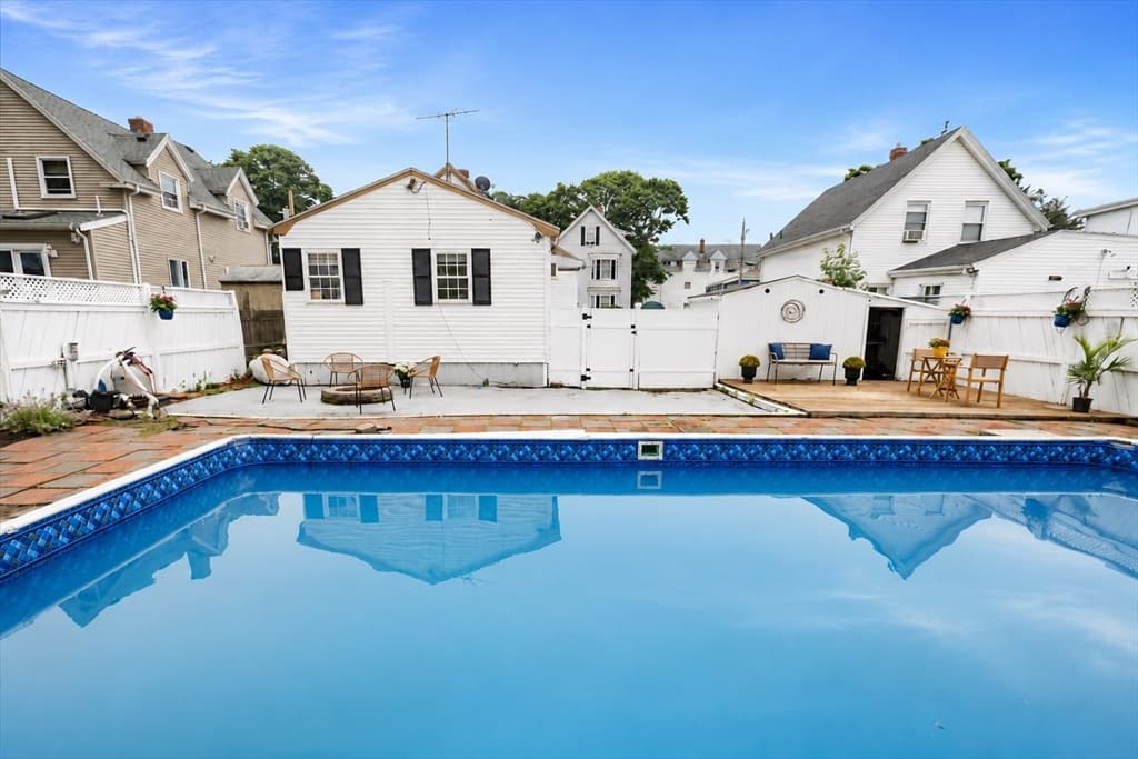 70 Glenwood Street, Lynn MA 01902 photo 33