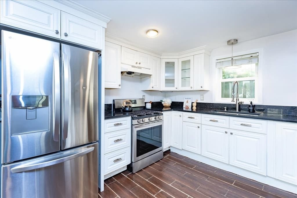 70 Glenwood Street, Lynn MA 01902 photo 15