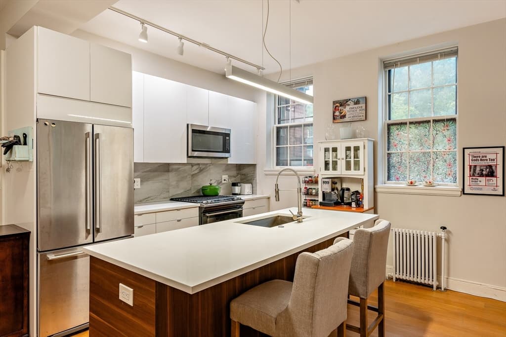 4 Kilsyth Terrace # 14, Boston MA 02135