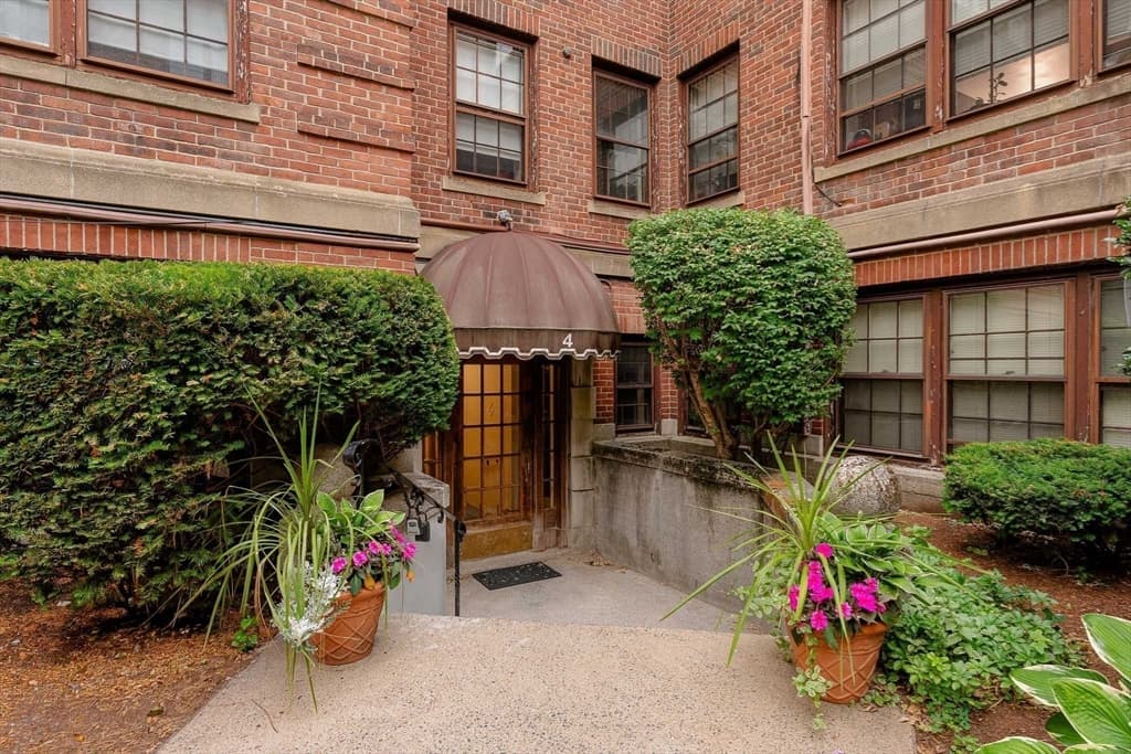 Condominium at 4 Kilsyth Terrace # 14, Boston MA 02135, photo 18 of 19