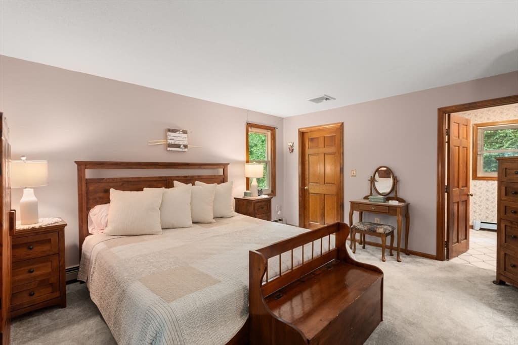 40 Clear Pond Rd, Lakeville MA 02347 photo 15