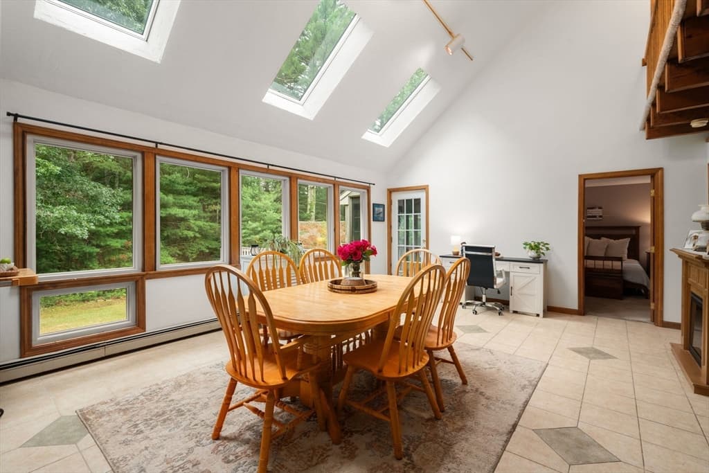 40 Clear Pond Rd, Lakeville MA 02347 photo 11