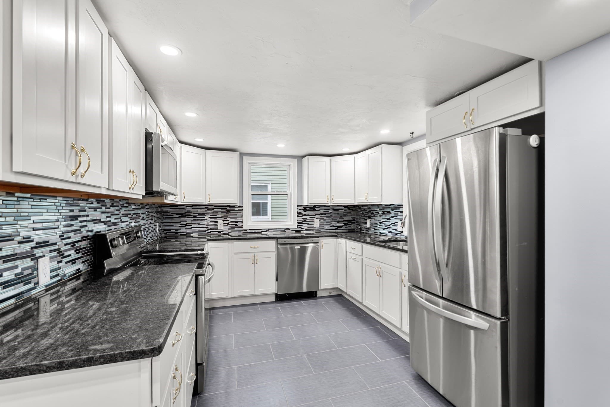Single Family Residence at 94 Pacific, Fitchburg MA 01420, Fitchburg, photo 5 of 30