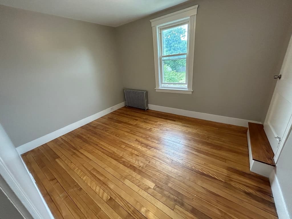 16 Northboro St, Worcester MA 01604 photo 4