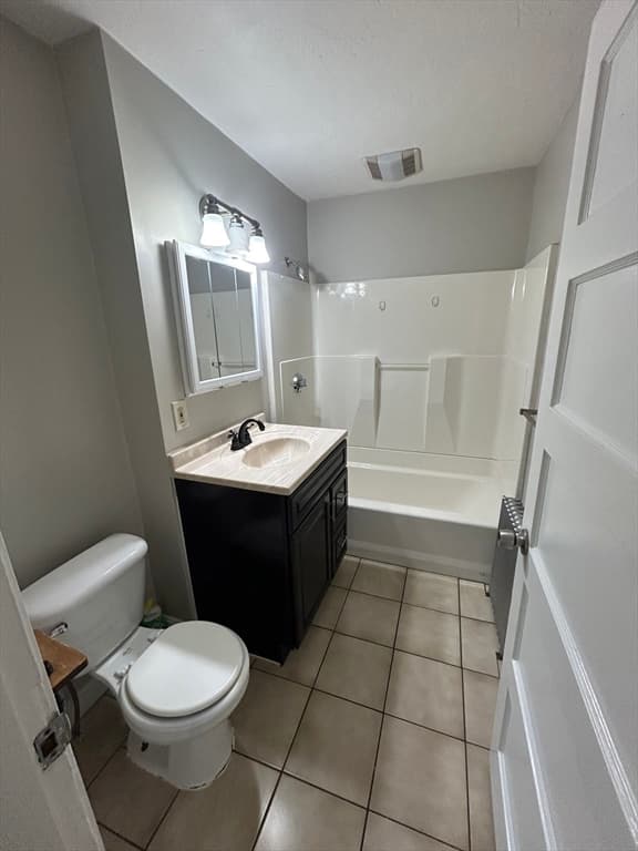 16 Northboro St, Worcester MA 01604 photo 8
