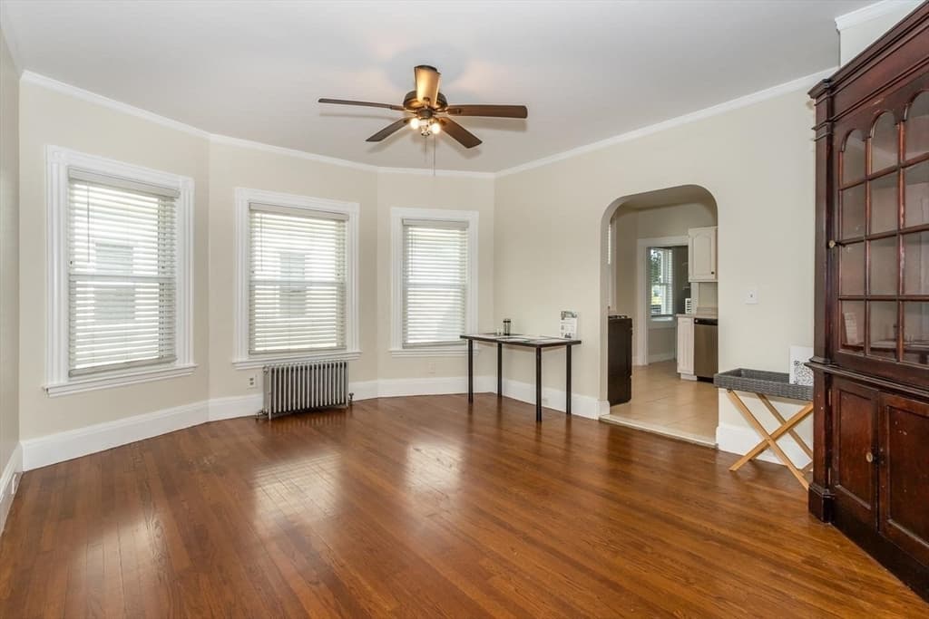 67 Cleverly Ct, Quincy MA 02169 photo 2