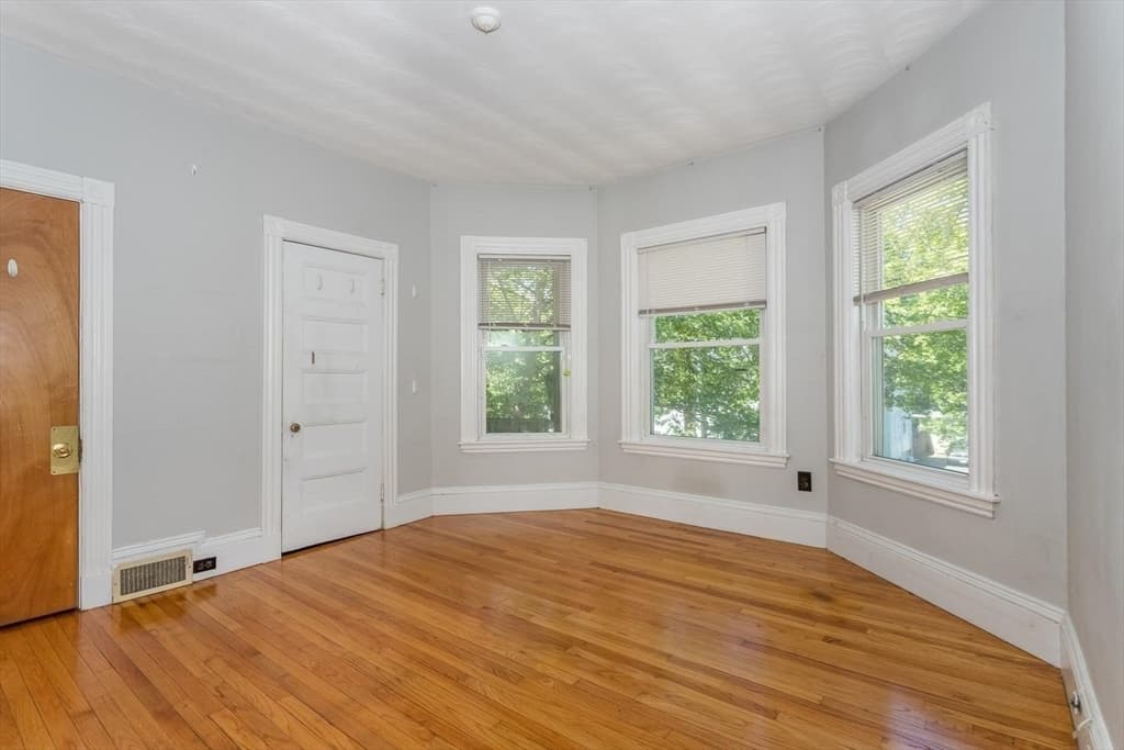 67 Cleverly Ct, Quincy MA 02169 photo 16