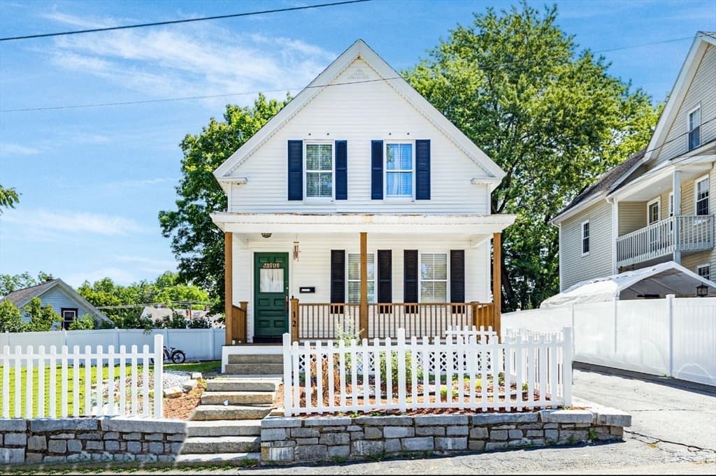 12 Quigley Avenue, Chelmsford MA 01863