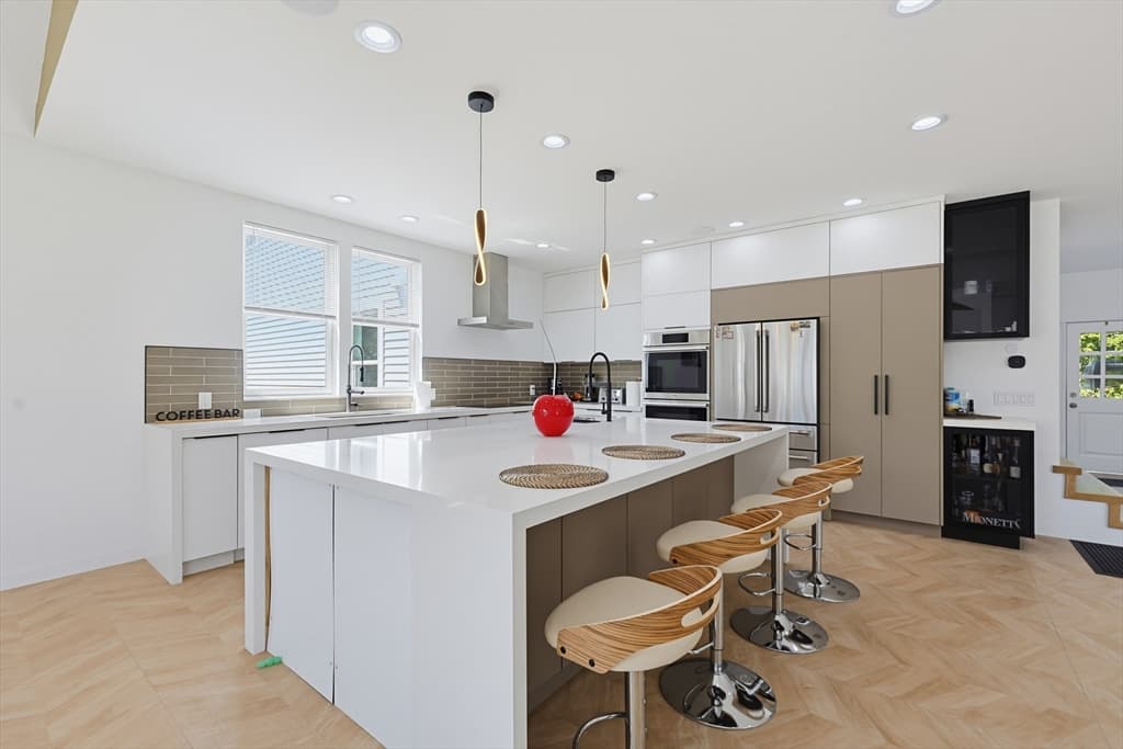 Single Family Residence at 2 Vine St, Wrentham MA 02093, Wrentham, photo 9 of 41