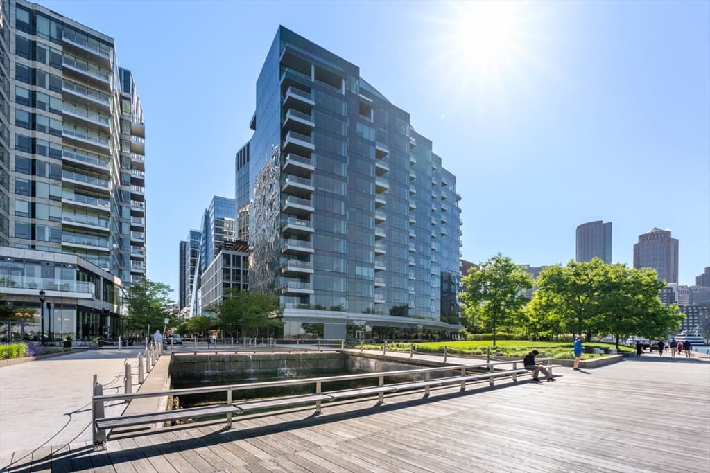 Condominium at 22 Liberty Dr # 2L, Boston MA 02210, Boston, photo 13 of 13