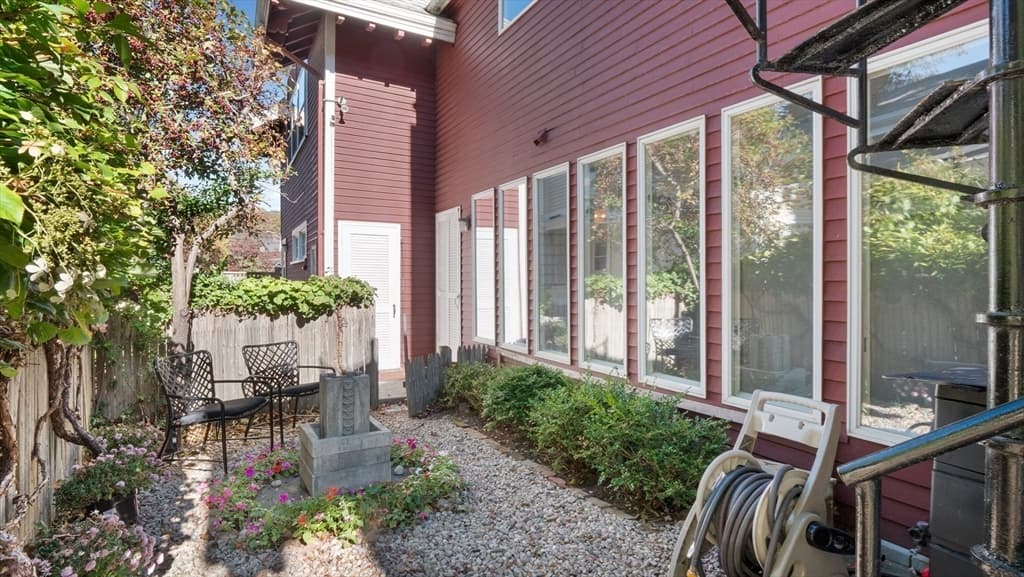 4 Coffin Court, Newburyport MA 01950 photo 26