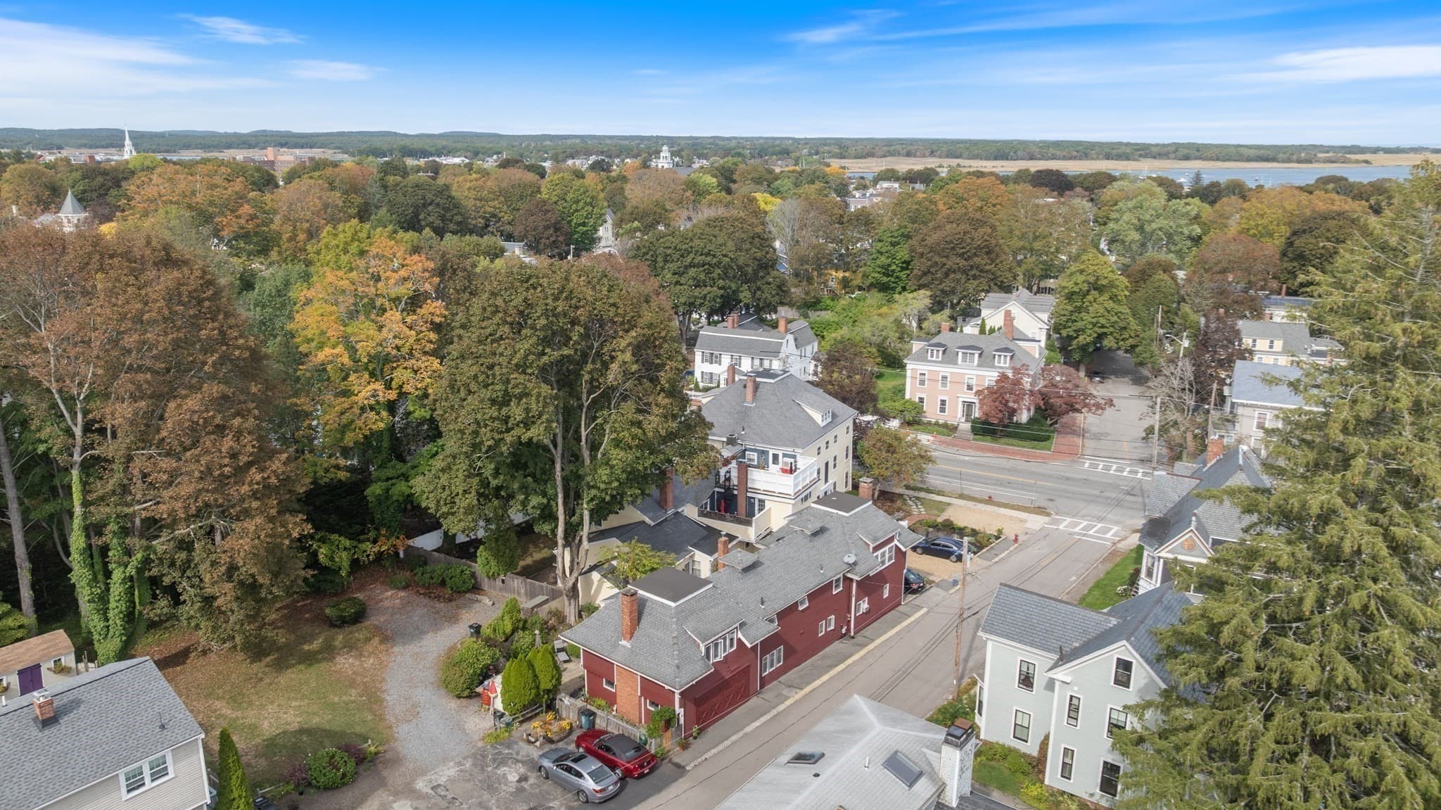 2 Family - 2 Units Up/Down at 4 Coffin Court, Newburyport MA 01950, Newburyport, photo 36 of 42