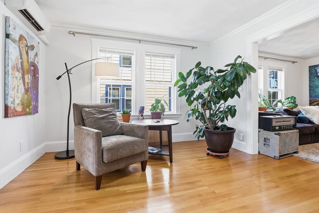 112 Sherwood Rd, Medford MA 02155 photo 6