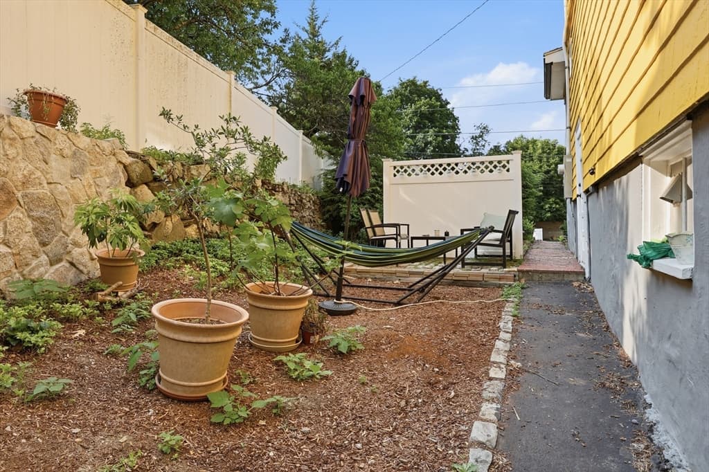 112 Sherwood Rd, Medford MA 02155 photo 20