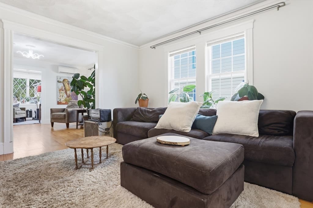 112 Sherwood Rd, Medford MA 02155 photo 10
