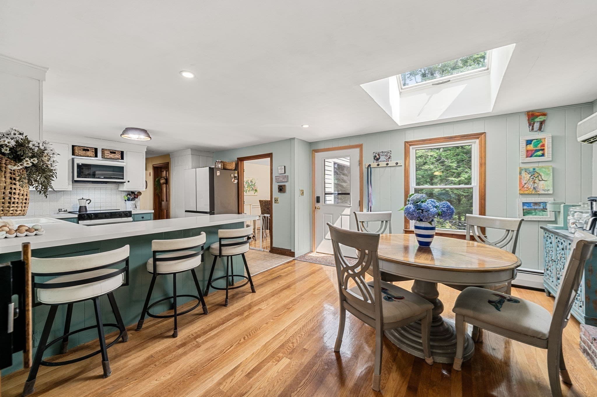 Single Family Residence at 536 Ipswich Rd, Boxford MA 01921, Boxford, photo 3 of 40