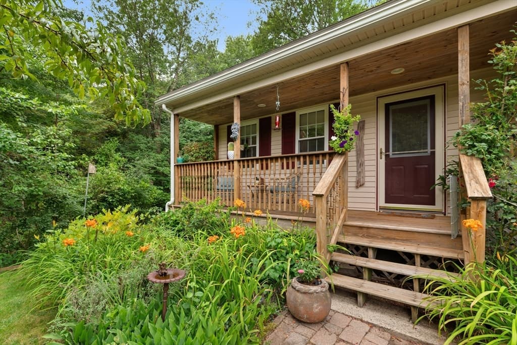 82 Norton Rd, North Attleboro MA 02760 photo 33