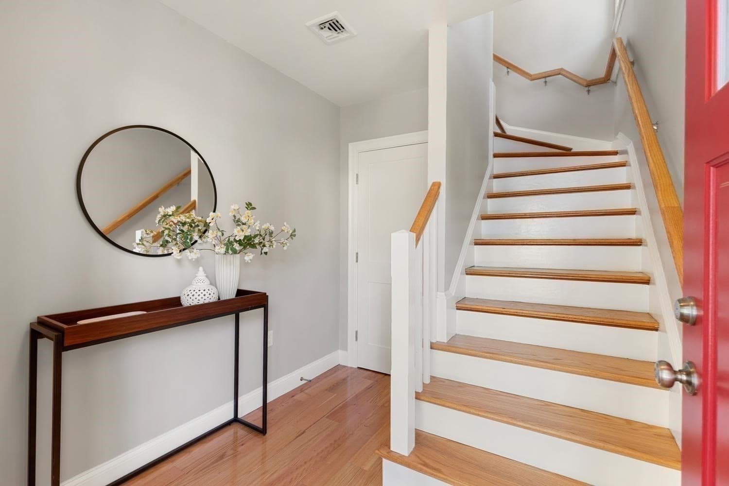 Condominium at 48 Mt Vernon St # 2, Arlington MA 02476, Arlington, photo 6 of 26