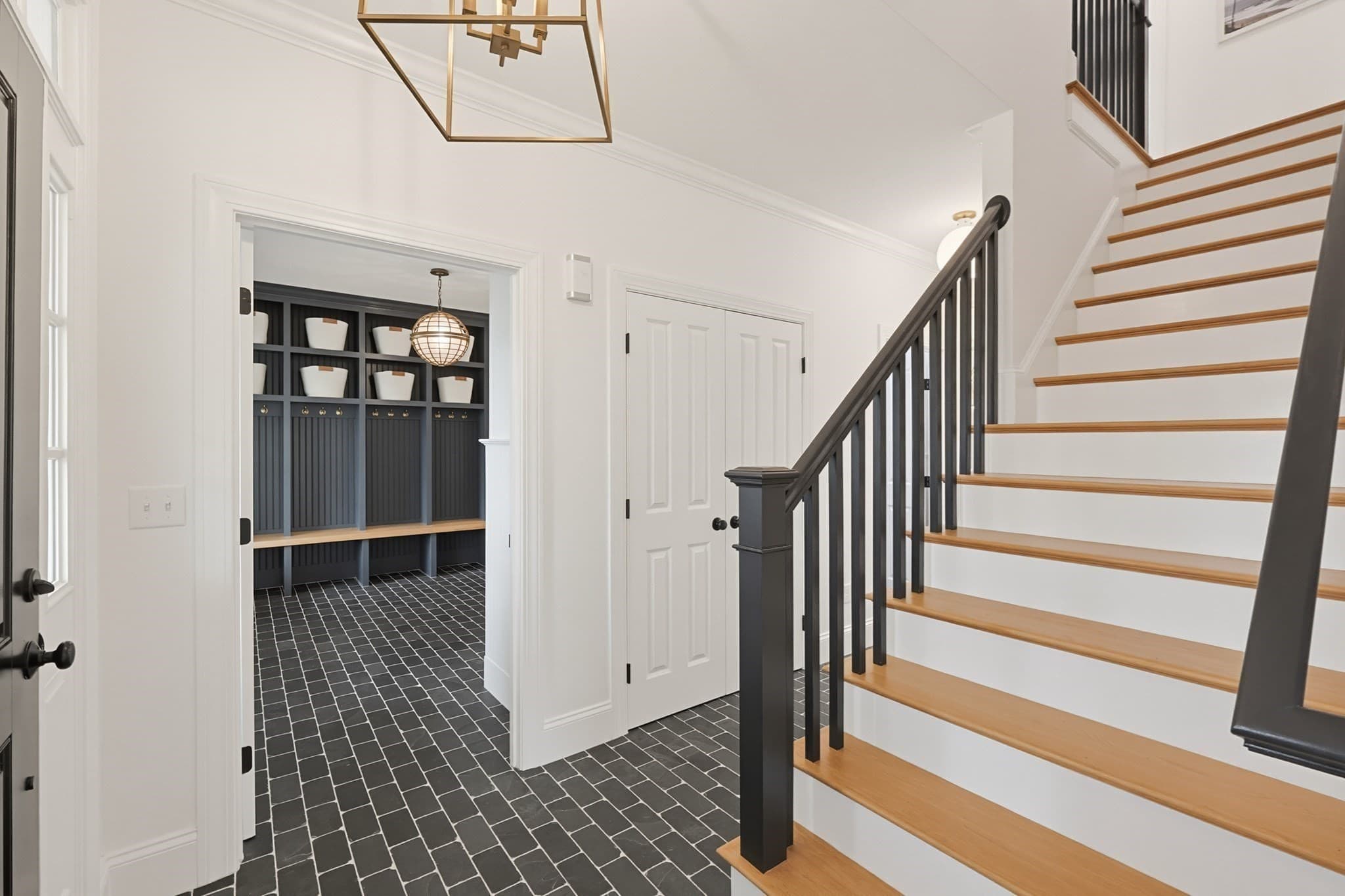 Single Family Residence at 32 Bayliss Way, Uxbridge MA 01569, photo 17 of 42