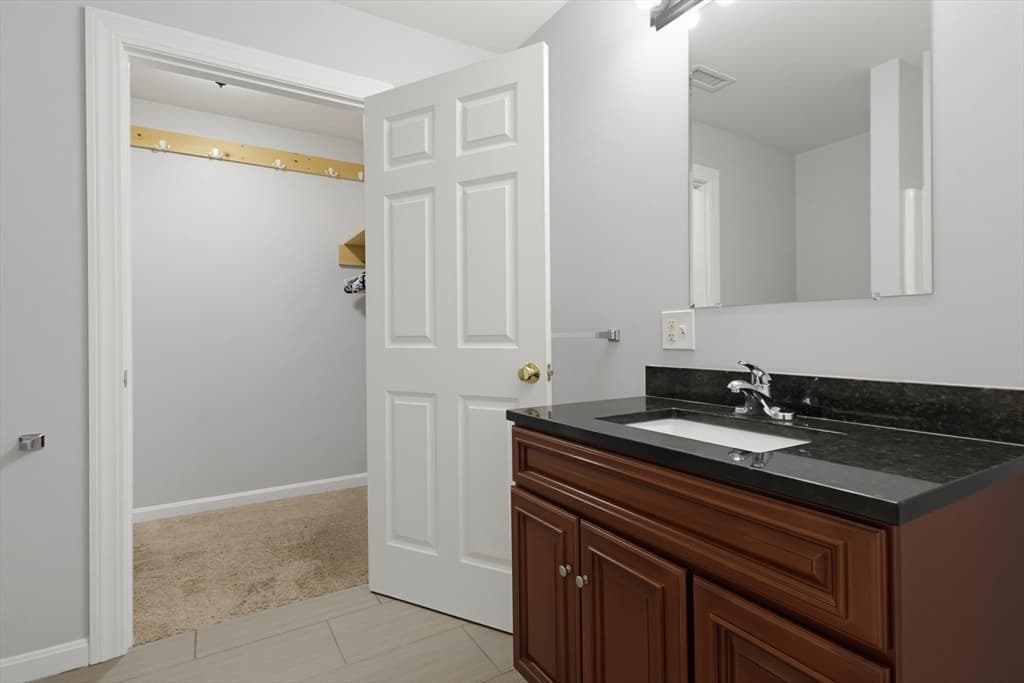 70 Swan Ave, Worcester MA 01602 photo 18