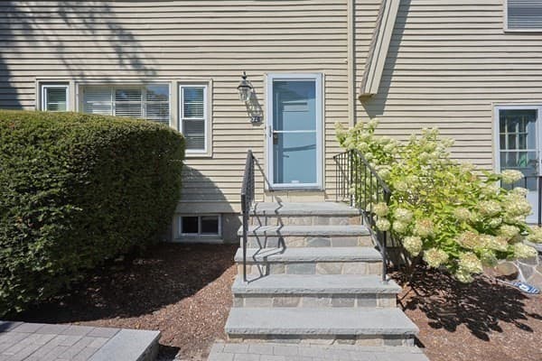 26 Pleasant St # B, Wellesley MA 02482 photo 2